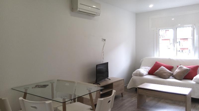 Castel Apartments L'Hospitalet de Llobregat Ngoại thất bức ảnh